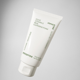 Innisfree - Olive Vitamin E Real Cleansing Foam